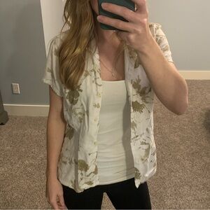 Columbia White & Brown Button Down Short Sleeve Top